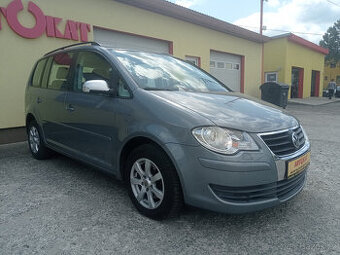 Volkswagen Touran 2.0 TDI 103kW/DSG/Tažné/Výhřev