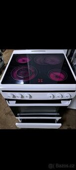 Prodám zánovní sklokeramická sporak značky AEG ŠIŘE 60 CM