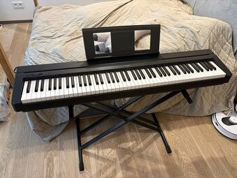 Yamaha P45-B + Stand + Knihy Adult Piano Adventures