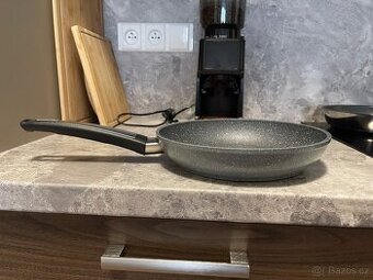 Nepřilnavá pánev Tescoma i-Premium Stone 24 cm