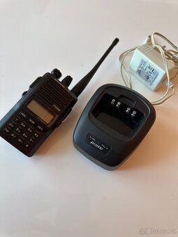 Vysílačka Puxing PX888