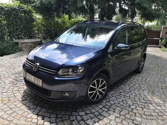 VW Touran 1.6 TDI DSG, 2013, výbava, 1. majitel ČR