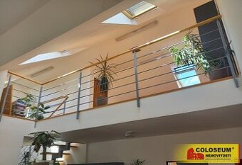 Modřice - pronájem kanceláře 283 m2,rekonsrukce, parkování -
