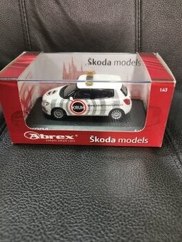 Model Škoda Fabia 2, kruh. 1:43. Abrex.