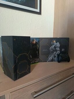 Prodám Xbox Series X 1TB Halo Infinite