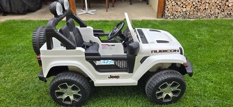 Dětské elektrické auto