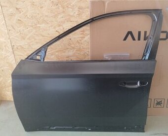 Levé přední dveře Škoda Superb 3, nové, originální