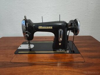 Šicí stroj Minerva 122