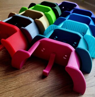 Věšák na ohlavku, uzdečku