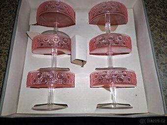 Retro poháry na dezerty a zmrzlinu