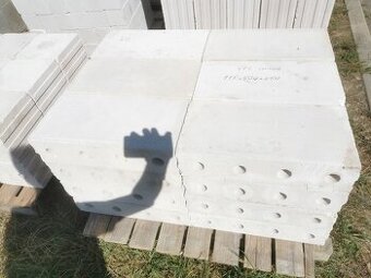 Zbytky cihel Kalksandstein 8DF E/115 LP (příčkovky 115 mm)