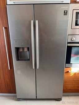 Americká lednice Samsung