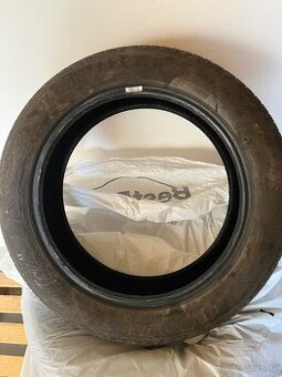 Pneu 195/60 R18 96H