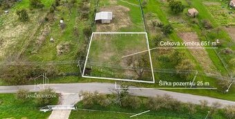 Pozemek vhodný k výstavbě rodinného domu, 651 m² - 1