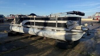 Katamaran 5/2023 dobre vybaven