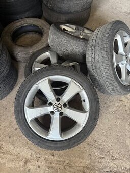 Alu kola 205/50r17 zimní