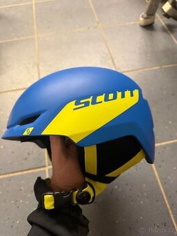 Lyžařská helma Scott 53-56 M