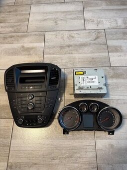 Zbytky Opel Insignia