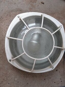 Světlo stropní do dílny apod  typ želva