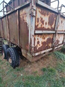 Lanový nosič kontejnerů za traktor