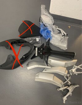 Prodám díly na Ducati Streetfighter V4S