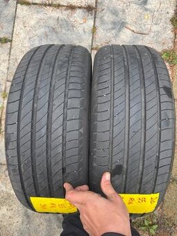 Dvě letní pneu 205/55/16 Michelin..