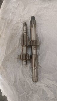 Hřídele motoru Jawa pérák,kyvacka,panelka