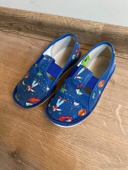 Dětské bačkory vel. 25 – krásný pirátský motiv 🏴‍☠️