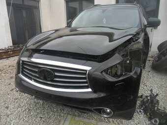 Dily z Infiniti FX , QX70