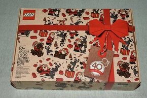 Lego 4002018 - Christmas Gift 40 Years Set - 1