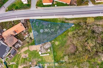 Prodej stavebního pozemku, 365m2, v příměstské části Znojmo 
