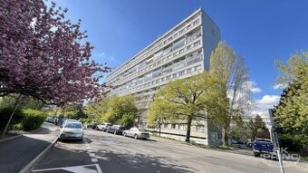 Pronájem mezonet 4+1, plocha 80,4 m2, Praha 4