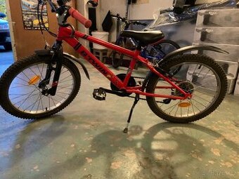 B-twin racing boy 320