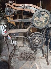 Minerva 1881 ševcovský stroj