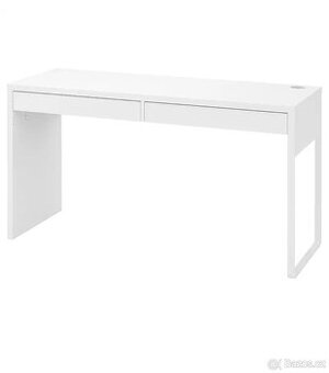 Ikea psací stůl Micke 142x50 cm.