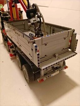 Lego Technic Mercedes 42043