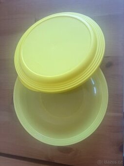 Talire s vikem Tupperware Nove