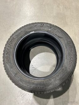 Zimní 225/60 R18 104V Bridgestone Blizzak