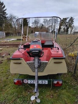 Motorový člun