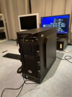 Počítač 16 GB RAM, GTX 460, 500 GB SSD, i3