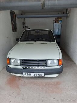 Škoda 120