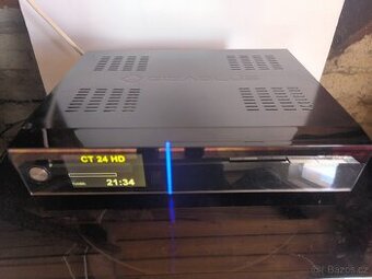 Satelitní přijímač Gigablue UHD Quad 4K s 1TB diskem