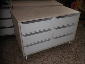 Moderní komoda s 6ti boxy