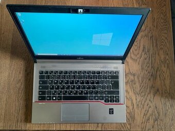 Notebook FUJITSU Lifebook E744