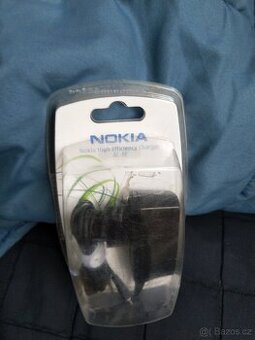 Originální balení nabíječka Nokia AC-8E