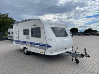 Hobby de luxe 440, 4 osoby, el.pojezd, pevná postel