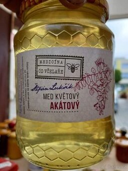 Med a včelí produkty přímo od včelaře: Bez chemie, bez cukru