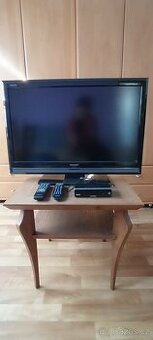 TV SHARP LC a SETOBOX THOMSON