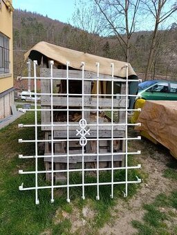 Ocelové mříže do oken