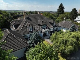 Říčany, prodej exkluzivní vily 696 m2  s krytým bazénem a za